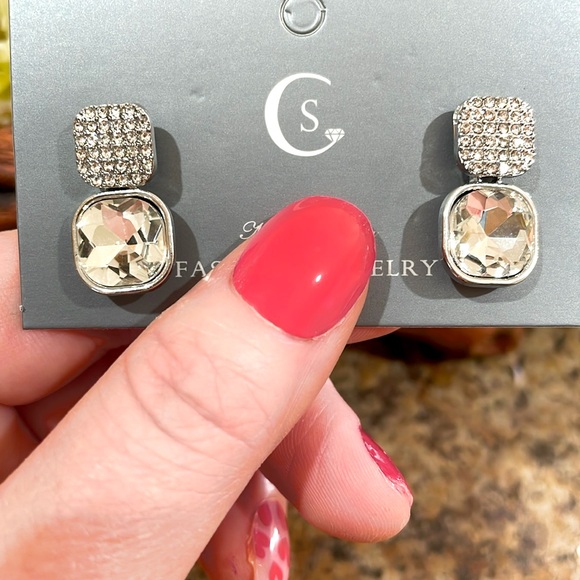 Cubic Zirconia Gemstone Earrings - Picture 6 of 6